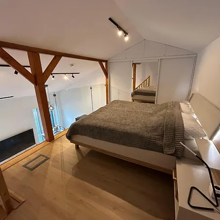Skalka Apartment Pribram